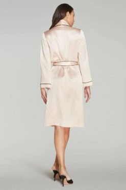 AGENT PROVOCATEUR Classic Silk Dressing Gown 12 AGENT PROVOCATEUR Classic Silk Dressing Gown -Fashion Lingerie Store agent provocateur classic dressing gown 103184 3