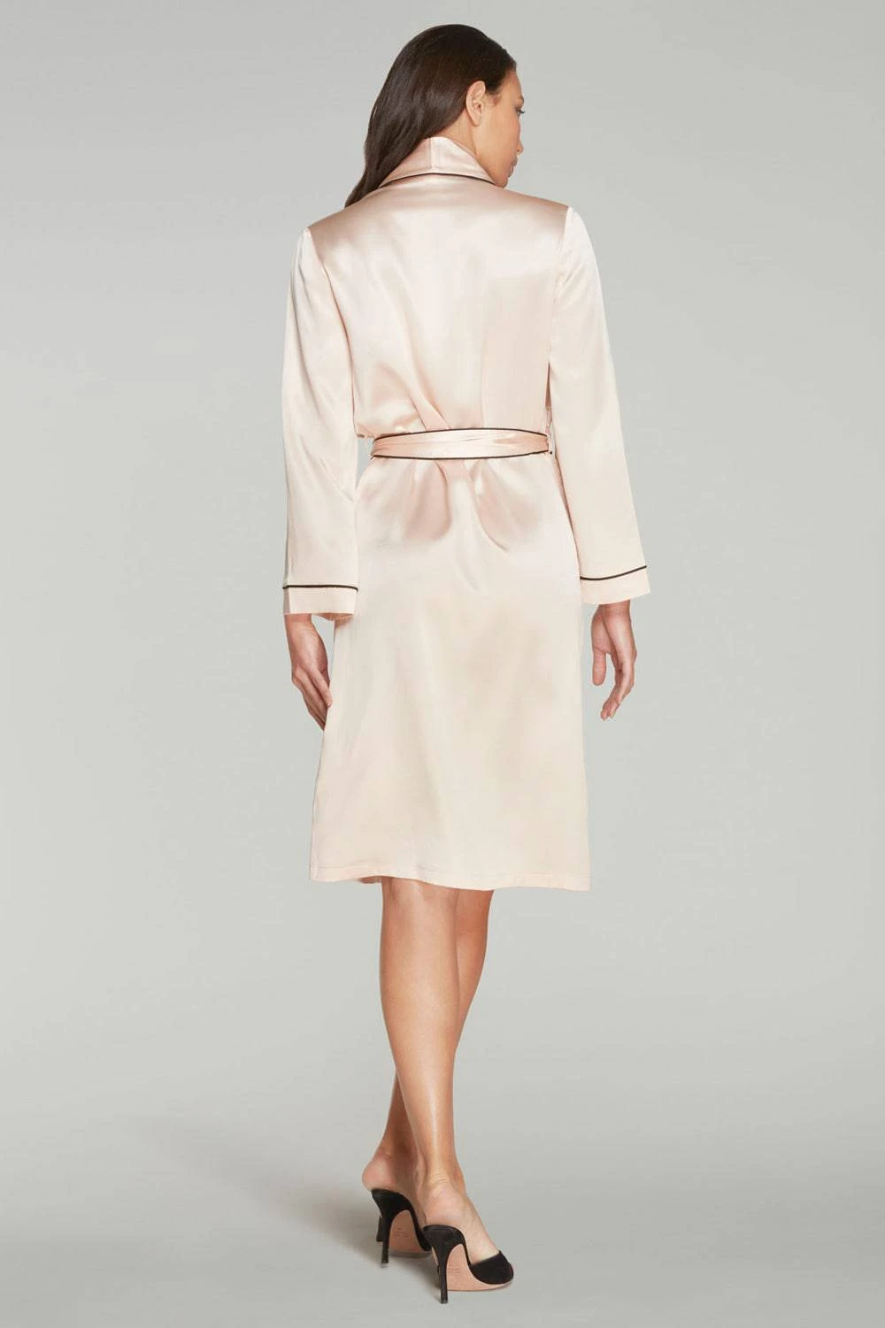 AGENT PROVOCATEUR Classic Silk Dressing Gown 5 AGENT PROVOCATEUR Classic Silk Dressing Gown - Image 3
