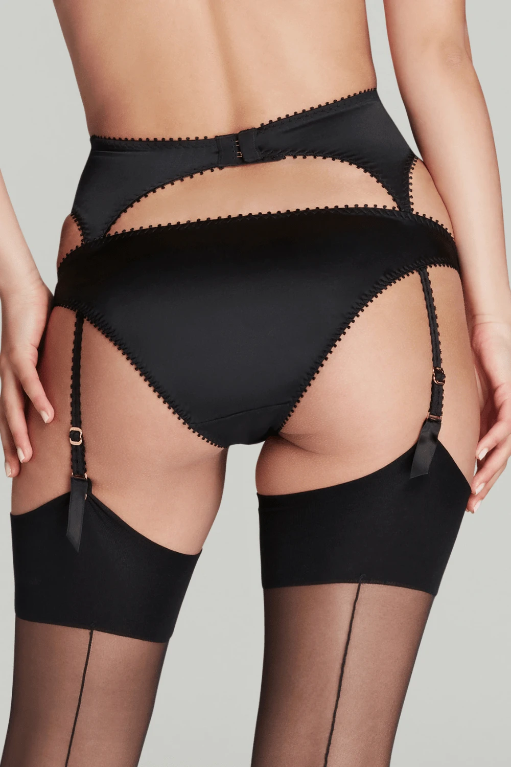 AGENT PROVOCATEUR Lacy Suspender, Size 5 (UK 14) 5 AGENT PROVOCATEUR Lacy Suspender, Size 5 (UK 14) - Image 3