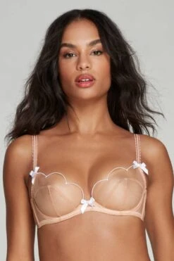 AGENT PROVOCATEUR Lorna Plunge Bra In Sand
