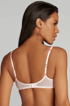 AGENT PROVOCATEUR Lorna Party Plunge Bra Pink, Size 36B 10 AGENT PROVOCATEUR Lorna Party Plunge Bra Pink, Size 36B -Fashion Lingerie Store agent provocateur lorna party bra baby pink rose gold 3