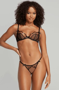 AGENT PROVOCATEUR Lorna Party Plunge Bra Black 14 AGENT PROVOCATEUR Lorna Party Plunge Bra Black -Fashion Lingerie Store agent provocateur lorna party underwired bra black 2