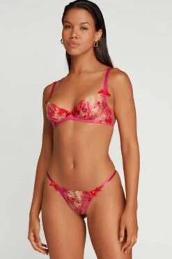 AGENT PROVOCATEUR Zuri Thong 11 AGENT PROVOCATEUR Zuri Thong -Fashion Lingerie Store agent provocateur zuri thong fuchsia red gold 2
