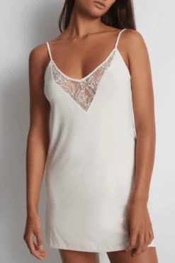 Aubade Lazy Days Nightie Petal 12 Aubade Lazy Days Nightie Petal -Fashion Lingerie Store aubade lazy days nightie petal 4