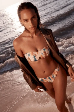 Aubade Mystic Soul Moulded Bandeau Bikini Top 10 Aubade Mystic Soul Moulded Bandeau Bikini Top -Fashion Lingerie Store aubade mystic soul moulded bandeau bikini top seashell 5