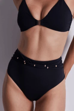 Aubade Secret Laguna Triangle Bikini Top, Size L (UK 14) 12 Aubade Secret Laguna Triangle Bikini Top, Size L (UK 14) -Fashion Lingerie Store aubade secret laguna triangle bikini top black 4