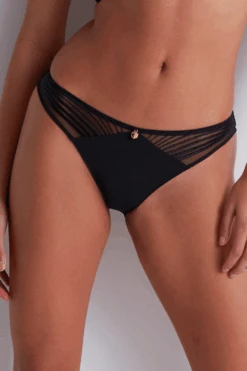 Cindy Bruna X Aubade Sumptuous Waves Italian Brief Black