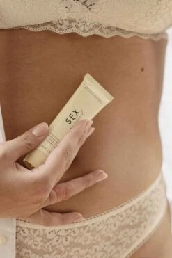 Bijoux Indiscrets Sex Au Naturel Hyaluronic Water-Based Lubricant