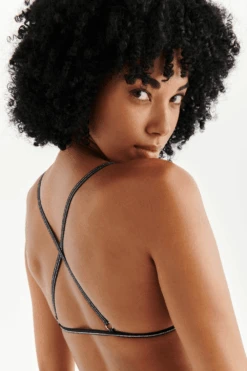 Manhattan Crossed Bra 10 Manhattan Crossed Bra -Fashion Lingerie Store bracli manhattan crossed bra 1