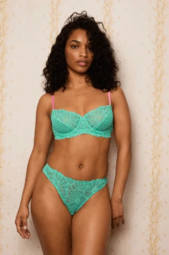 DORA LARSEN Eden Graphic Lace Knicker Green 12 DORA LARSEN Eden Graphic Lace Knicker Green -Fashion Lingerie Store dora larsen eden graphic lace knicker 4
