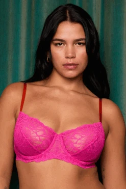 DORA LARSEN Flora Graphic Lace Underwire Bra Pink