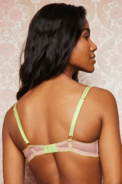 DORA LARSEN Jaime Embroidered Bralette, Size UK 8 10 DORA LARSEN Jaime Embroidered Bralette, Size UK 8 -Fashion Lingerie Store dora larsen jaime embroidered bralette pale pink 2