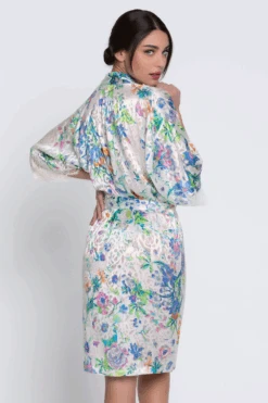 Baisers Legers Mid-Length Robe, Size S (UK 10) 12 Baisers Legers Mid-Length Robe, Size S (UK 10) -Fashion Lingerie Store lise charmel baisers legers robe bleus legers 5