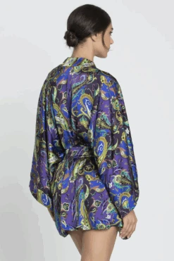 Dentelle Cashmer Silk Mid-Length Robe 10 Dentelle Cashmer Silk Mid-Length Robe -Fashion Lingerie Store lise charmel dentelle cashmer mid length robe emaux cashmer 2