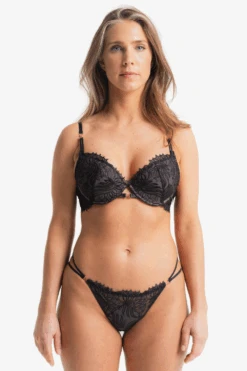 Swan Push Up Bra 12 Swan Push Up Bra -Fashion Lingerie Store louisa bracq swan push up bra black 4