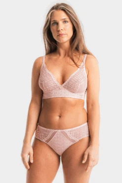 Tweegy Embroidered Shorty -Fashion Lingerie Store louisa bracq tweegy shorty nude rose 4