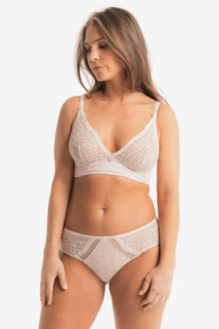 Tweegy Embroidered Shorty -Fashion Lingerie Store louisa bracq tweegy shorty nude rose 6