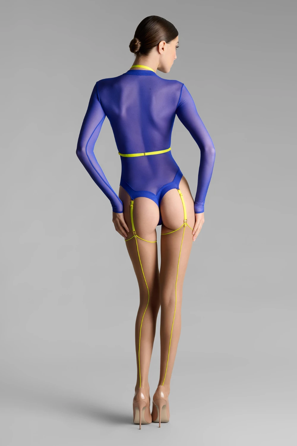 Maison Close Nude Cut & Curled Yellow Seam Stockings 20 Denier 10 Maison Close Nude Cut & Curled Yellow Seam Stockings 20 Denier - Image 8