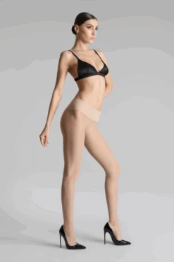 Maison Close Signature Seamless Tights Medium Light 20 Denier 16 Maison Close Signature Seamless Tights Medium Light 20 Denier -Fashion Lingerie Store maison close signature seamless tights medium light 20 denier 4