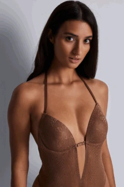 Sculpt By Aubade Multiway Thong Bodysuit In Cinnamon 13 Sculpt By Aubade Multiway Thong Bodysuit In Cinnamon -Fashion Lingerie Store sculpt by aubade multiway thong bodysuit cinnamon 3