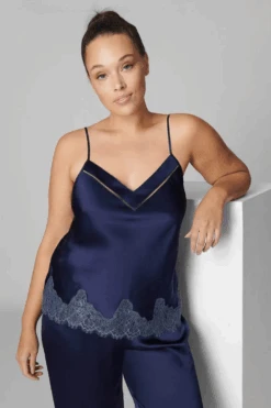 Simone Perele Nocturne Silk Camisole Midnight 15 Simone Perele Nocturne Silk Camisole Midnight -Fashion Lingerie Store simone perele nocturne camisole midnight 4