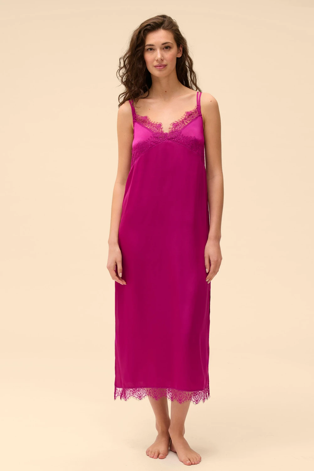Simone Perele Satin Secrets Azalea Long Nightie 3 Simone Perele Satin Secrets Azalea Long Nightie