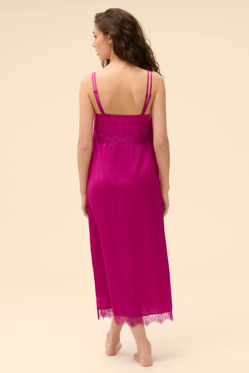 Simone Perele Satin Secrets Azalea Long Nightie 5 Simone Perele Satin Secrets Azalea Long Nightie - Image 3