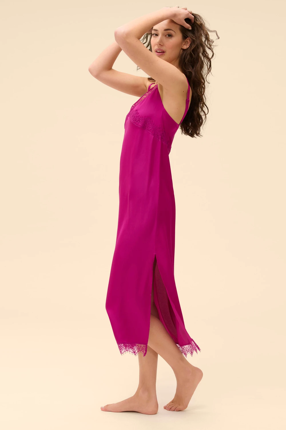 Simone Perele Satin Secrets Azalea Long Nightie 6 Simone Perele Satin Secrets Azalea Long Nightie - Image 4